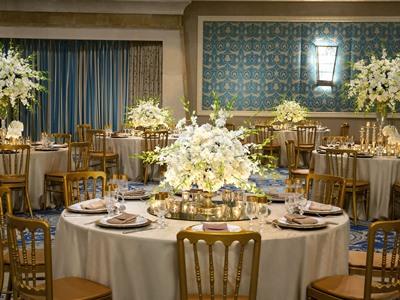 The Nile Ritz-carlton, Szálloda 5*