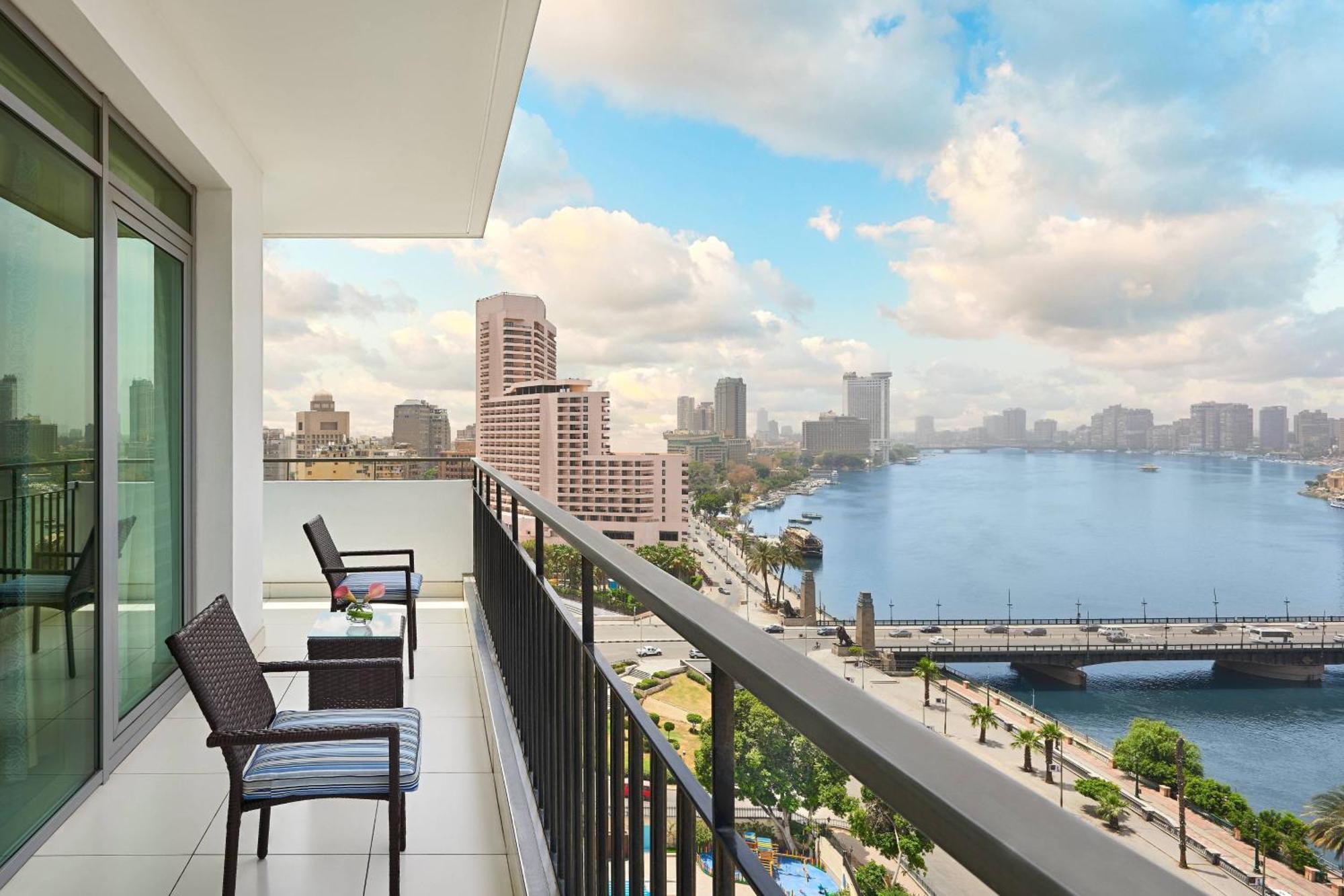 Szálloda The Nile Ritz-carlton, 5*