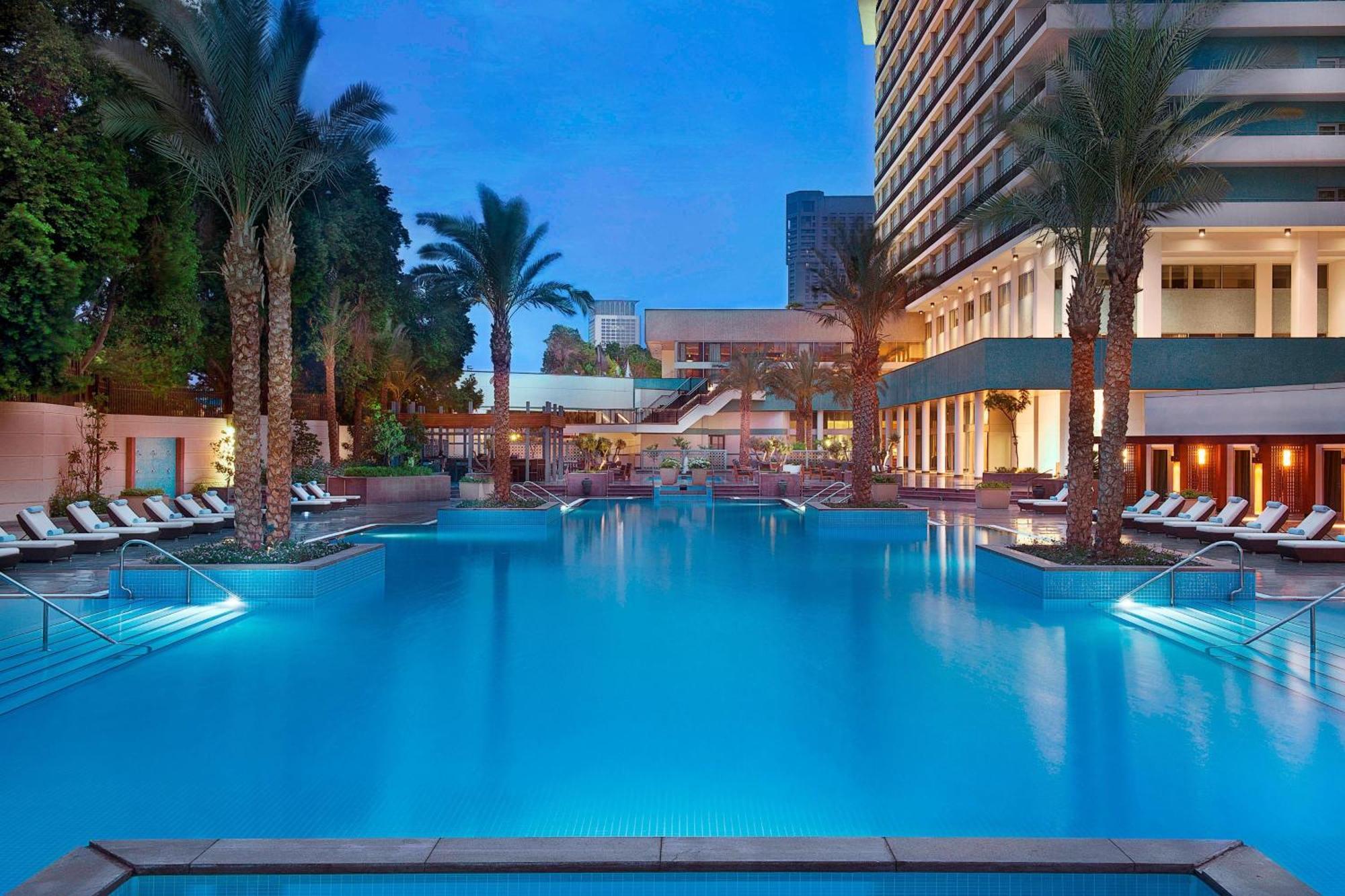 Szálloda The Nile Ritz-carlton, 5*